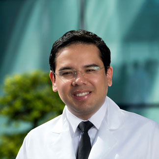 Dr. Óscar Millán Iturbe