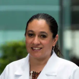 Dra Angélica Cecilia Monsiváis Orozco del Centro Médico Saludora, especialista en Hematología Pediátrica