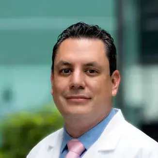 Dr Carlos Rafael Bañuelos Ortiz del Centro Médico Saludora, especialista en Medicina del enfermo Pediátrico en estado crítico