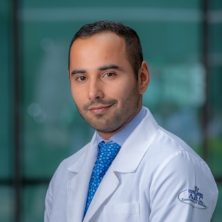 Dr. Sergio Armando Calderón Campas