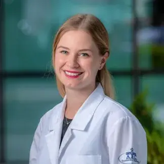 Dra Aili Lupita García Tuomola from Saludora Medical Center., especialista en 