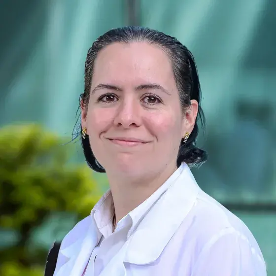 Dra Pamela Mérigo Torres del Centro Médico Saludora, especialista en Geriatría