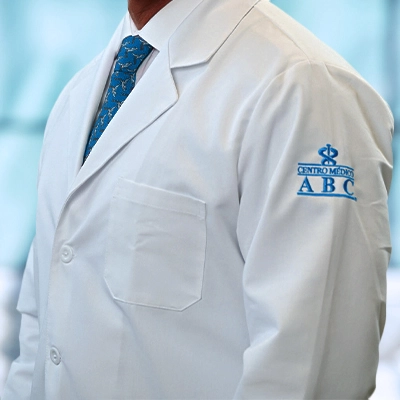 Dr José Halabe Cherem del Centro Médico Saludora, especialista en Medicina Interna