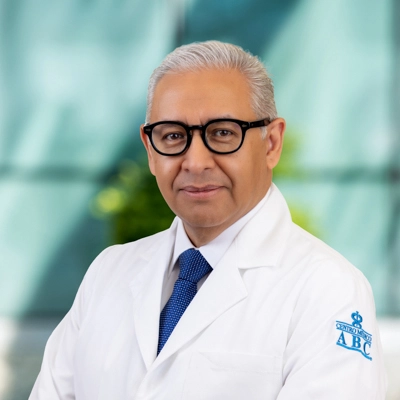 Dr Marco Antonio Téliz Meneses del Centro Médico Saludora, especialista en Radiología e Imagen