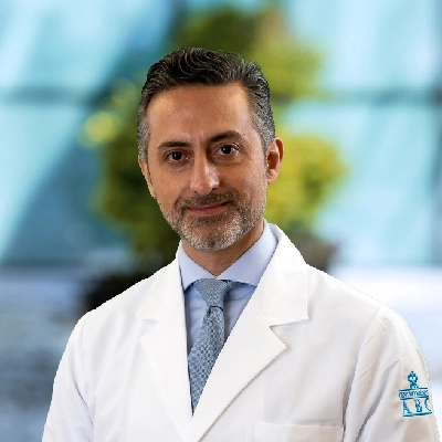 Dr José Padua García del Centro Médico Saludora, especialista en Neumología