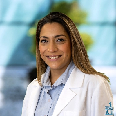 Dra Martha Aurora Sandoval García del Centro Médico Saludora, especialista en Pediatría