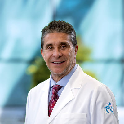 Dr. Víctor Sandoval Sánchez