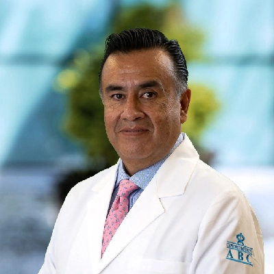 Dr Sergio Tenopala Villegas del Centro Médico Saludora, especialista en Algología