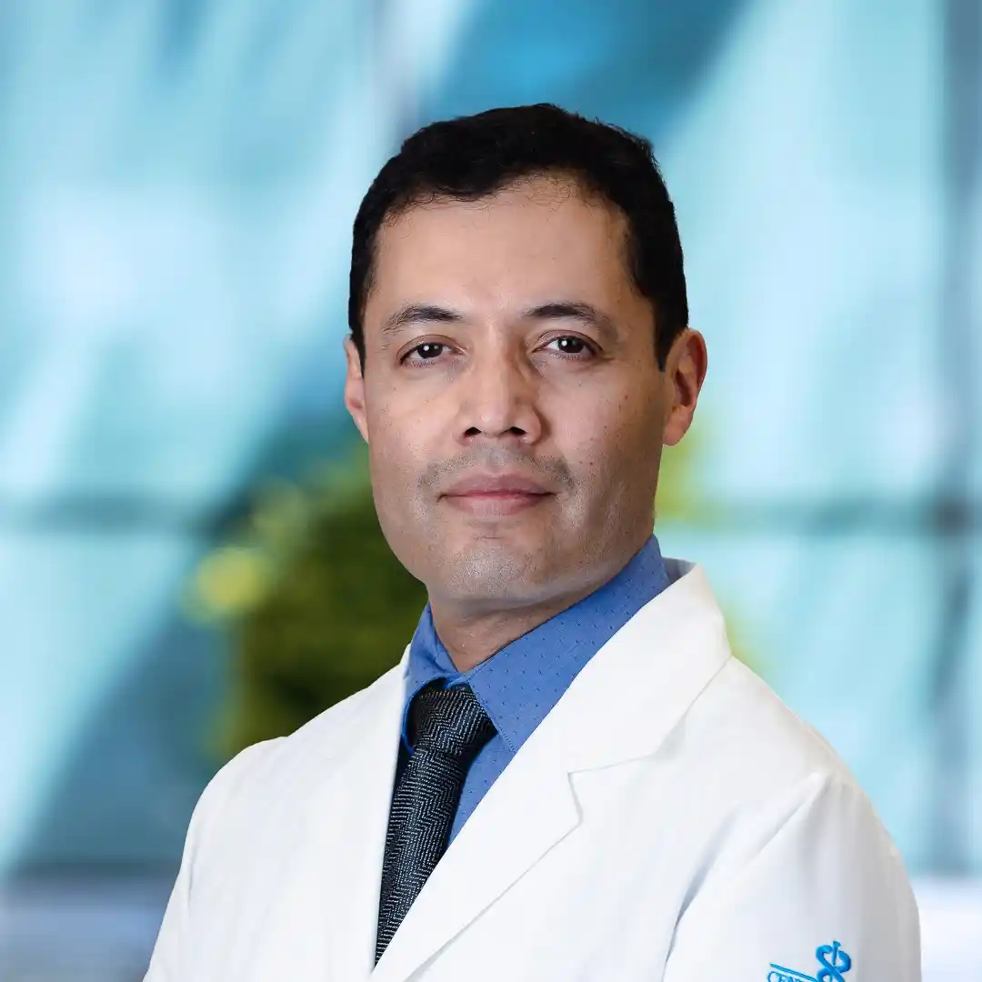 Dr Jorge Carlos Mauricio Juárez Ferrer del Centro Médico Saludora, especialista en Otorrinolaringología y Cirugía de cabeza y cuello