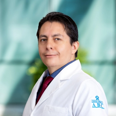 Dr Diego Andrés Cadena Obando del Centro Médico Saludora, especialista en Endocrinología