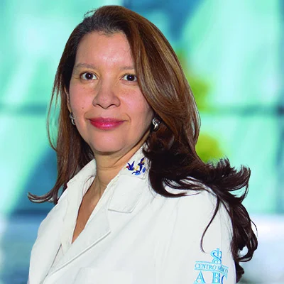 Dra Diana Patricia Zabaleta Corpas del Centro Médico Saludora, especialista en Neurología