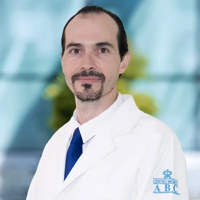 Dr Juan Carlos Salceda Otero del Centro Médico Saludora, especialista en Endoscopía