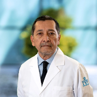 Dr Jesús Javier Baquera Heredia del Centro Médico Saludora, especialista en Patología quirúrgica