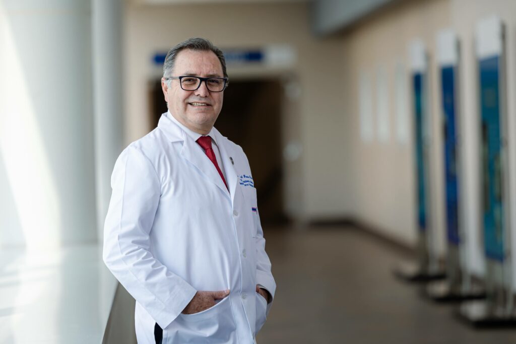 Directores de línea de servicio del Centro Médico Saludora