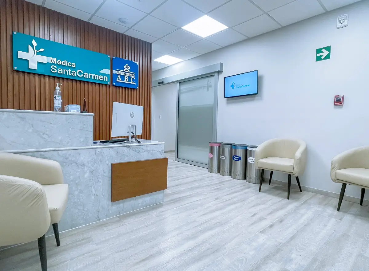 Reception of Medica Santa Carmen and Saludora Medical Center