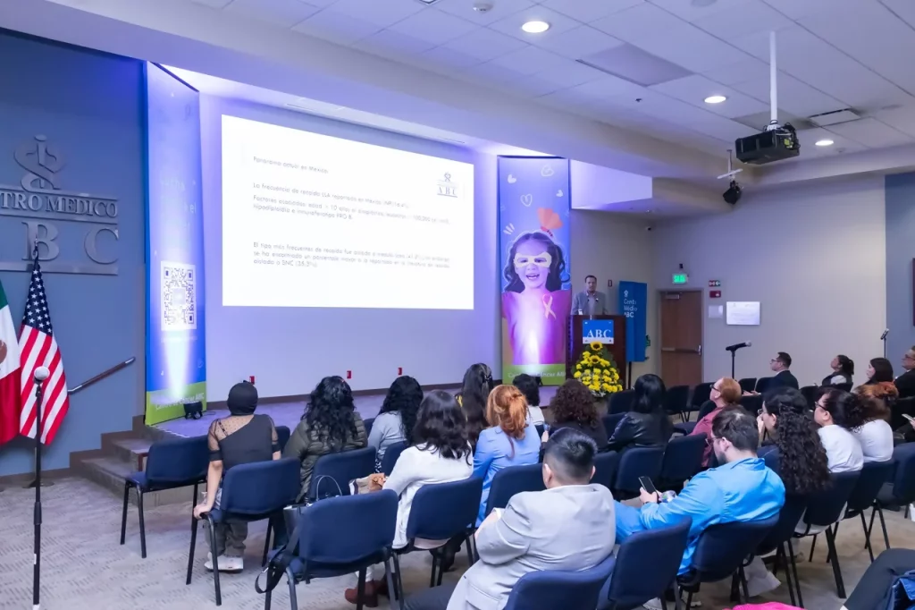 Participantes en el evento “Día Mundial de la Lucha contra el Cáncer Infantil 2025” realizado el 27 de febrero en el Campus Observatorio.